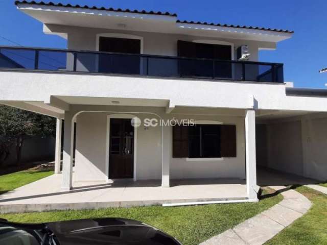 Casa com 4 quartos à venda no Ingleses, Florianópolis  por R$ 2.500.000