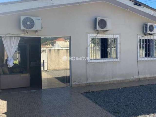 Casa com 3 quartos à venda no Ingleses, Florianópolis  por R$ 700.000