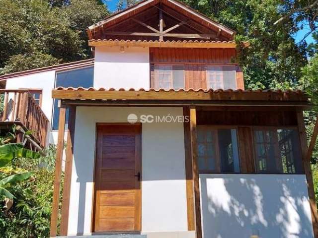 Casa com 3 quartos à venda no Cachoeira do Bom Jesus, Florianópolis  por R$ 790.000