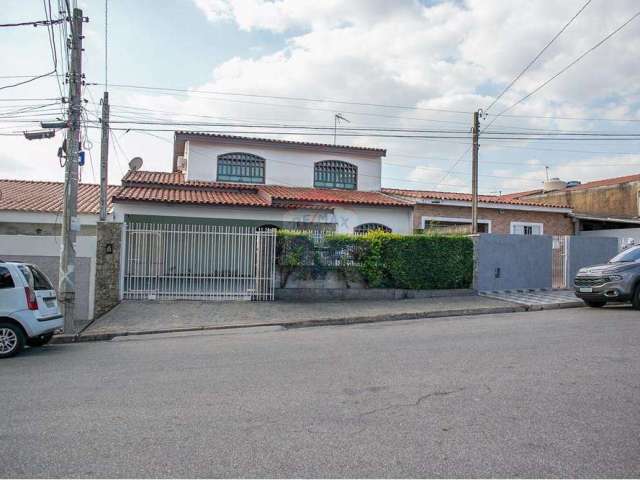 Casa com 4 dormitórios sendo 1 suíte  à venda em Votorantim SP