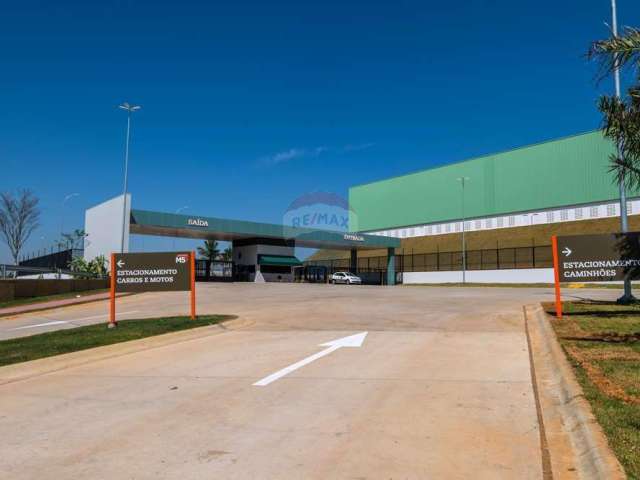 Galpão para alugar em Sorocaba, com 2800m², no KM 84 da Rodovia Castello Branco