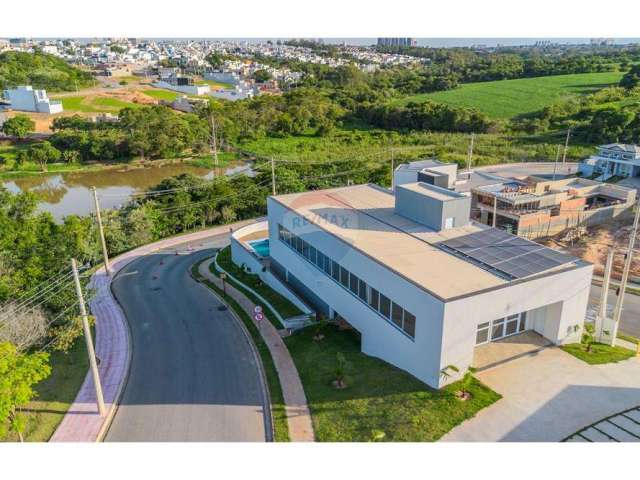 Terreno em Condomínio á venda no Wanel Ville, Sorocaba-SP