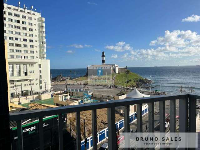 Apartamento MOBILIADO, com uma vista mar exuberante, de frente para o  FAROL DA BARRA.