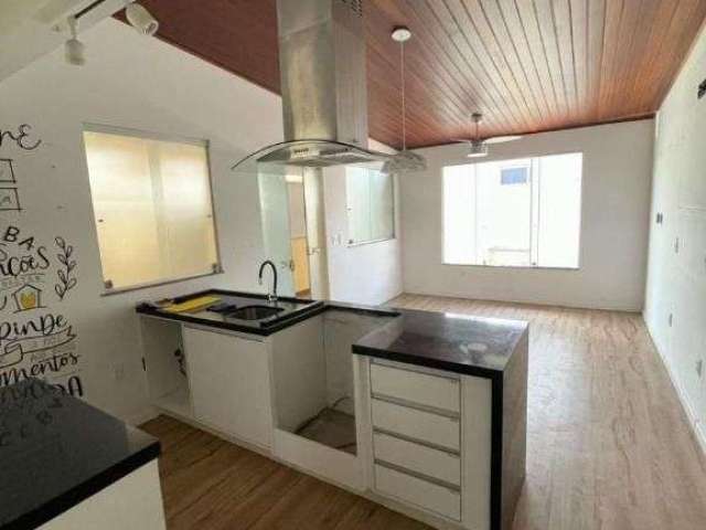 Casa com 4 dormitórios à venda, 220 m² por R$ 1.500.000,00 - Piatã - Salvador/BA