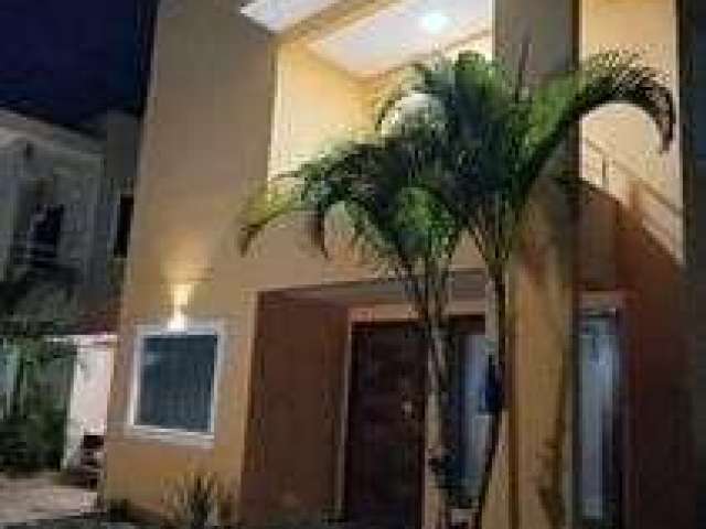 Casa com 4 dormitórios à venda, 135 m² por R$ 760.000,00 - Buraquinho - Lauro de Freitas/BA