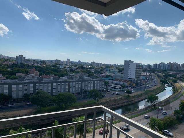 Loft  mobiliado, com 38,69 privativo com 1 box perto da  PUC-RS no bairro Jardim Botânico em Porto Alegre.&lt;BR&gt;&lt;BR&gt;Condomínio com infraestrutura completa, com salão de festas,  academia, pi