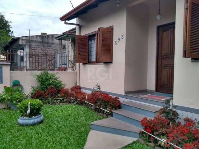 Casa 2 pisos, 04 dormitórios, no Jardim Itu, em Porto Alegre/RS.&lt;BR&gt;No térreo são 130m², contendo 01 sala ampla, 01 dormitório (suíte), 01 sala de TV, cozinha e lavanderia separada, banheiro soc