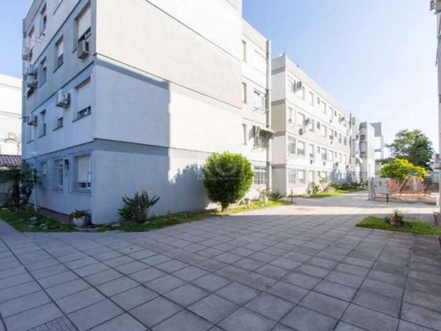 Excelente apartamento com 57m² de área privativa, com 2 dormitórios, banheiro social, living amplo, cozinha com área de serviço separada.&lt;BR&gt;&lt;BR&gt;Apartamento com vista ampla, ensolarado, fi