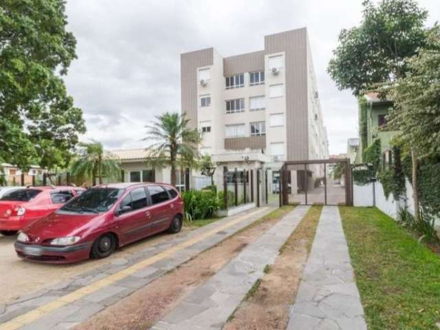 Apartamento semi novo no 2° andar,  sendo o andar de baixo garagens, com 1 anos de uso.     &lt;BR&gt;Excelente apartamento com 02 dormitórios, living estar e jantar, banheiro social com box de vidro.