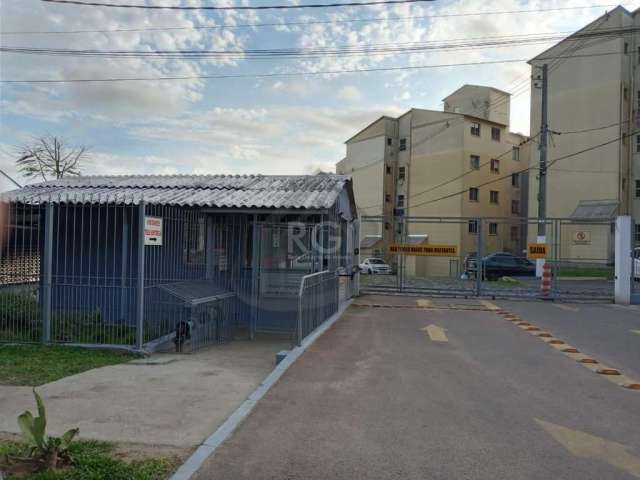 Apartamento com 2 dormitórios  localizado no bairro Vila Nova. De frente para a pracinha, com portaria 24 horas, academia ao ar livre, salão de festas, quadra de futebol e quiosques com churrasqueira.