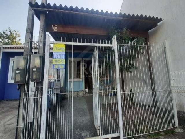 Ótima casa térrea de 1 dormitório no loteamento Winter Park, sala, cozinha, banheiro, e pátio nos fundos com quiosque e churrasqueira, vaga de garagem para até 2 carros. Loteamento seguro e com vigia 