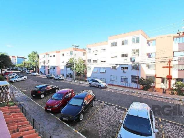 Apartamento composto de 2 dormitórios, cozinha americana, banheiro social, área de serviço , uma vaga de estacionamento, portaria, salão de festas. lotação e ônibus em frente.