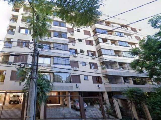 Apartamento de dois quartos, sala com sacada, cozinha com armários sob medida e cooktop, um banheiro com ventilação natural, área de serviço separada, aquecedor de passagem (Junker),   &lt;BR&gt;Condo