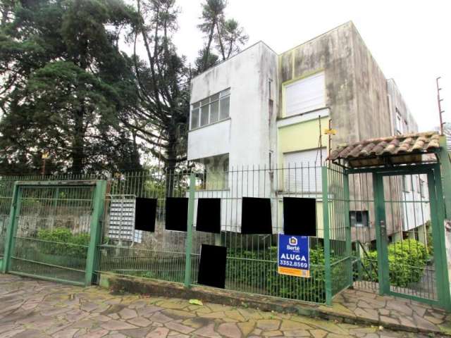 Apartamento com aproximadamente 38m², bem iluminado e arejado, com 01 dormitório, sala, cozinha, área de serviço, banheiro com box. Vaga coberta. Condomínio bem localizado com fácil acesso a Av. Teres