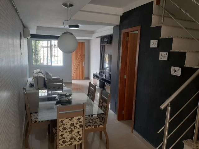 Casa com 2 quartos, 2 suítes, varanda, 1 vaga de garagem, no bairro Aberta dos Morros, Porto Alegre/RS &lt;BR&gt;   &lt;BR&gt;Esta casa encantadora de 80,83m² com dois andares oferece um ambiente mode