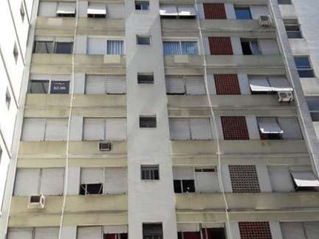 100% REFORMADO - APARTAMENTO ANDAR ALTO COM VISTA DE FRENTE PRÓX. SANTA CASA &lt;BR&gt;&lt;BR&gt;Excelente apartamento de 01 dormitório  sala (janelas para frente - rua)  e cozinha, andar alto, de fre