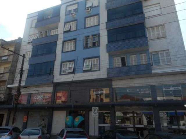 Apartamento 3 dormitorios, desocupado, pecas amplas, otimo estado de conservacao, possui dependencia de empregada, banheiro auxiliar, otima incidencia de luz natural, sol da manha, piso em parquet, 2°