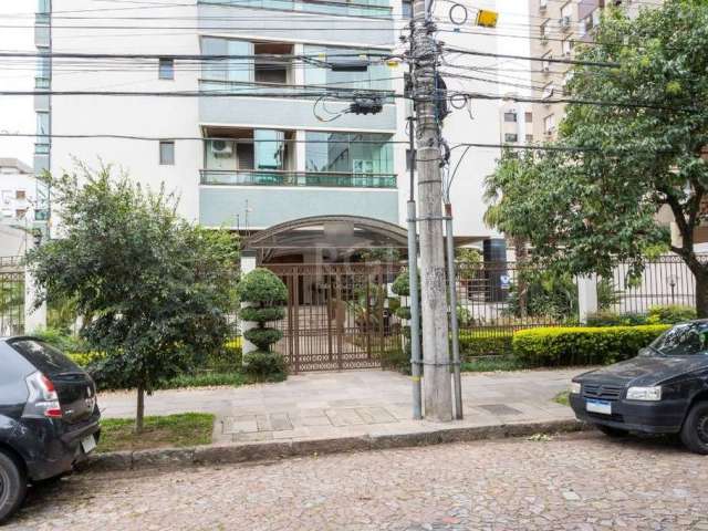 Apartamento - 3 Dormitórios - Suíte - 2 Vagas de Garagem - Depósito - Infra Estrutura Completa - Lavabo - Sacada - Lareira - Bairro Menino Deus.&lt;BR&gt;&lt;BR&gt;Lindo apartamento no miolo do bairro