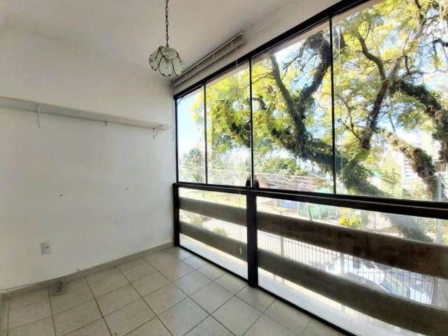 Encante-se com este apartamento no bairro Cristo Redentor!&lt;BR&gt;&lt;BR&gt;Conforto, praticidade e qualidade de vida em meio à natureza. Este imóvel iluminado pelo sol da manhã oferece:&lt;BR&gt;&l