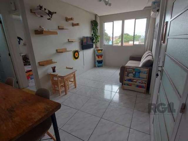 Apartamento de 3 Quartos e 01 vaga Escriturada no Bairro Sarandi.&lt;BR&gt;&lt;BR&gt;Características do Imóvel&lt;BR&gt;Este apartamento é perfeito para quem busca conforto e praticidade. Com três qua