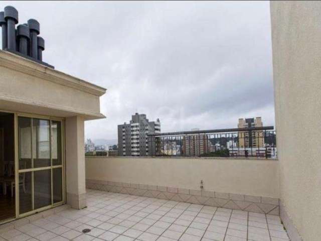 Imagine morar em um dos bairros mais desejados da cidade, ao lado do Shopping Praia de Belas e a poucos passos da Orla Guaíba. Imaginou? Então venha se encantar com esse apartamento Duplex, localizado