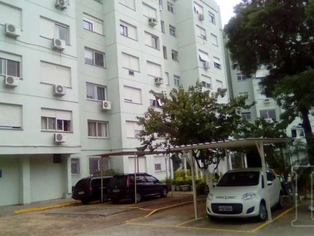 Apartamento com 02 dormitórios, isolamento acústico no teto ,   living 02 ambientes, banho, cozinha c/ área de servis. circulação, condomínio com toda infra de segurança e laser, quiosque com churrasq