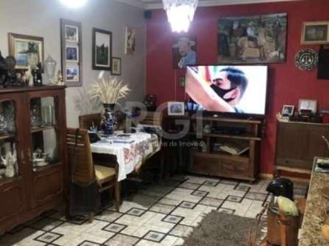 Apartamento 2 dormitórios no bairro Santana. Living 2 ambientes, cozinha, área de serviço separada e banheiro completo. Baixo custo condominial e portão eletrônico. Próximo a Santana, Avenida Ipiranga