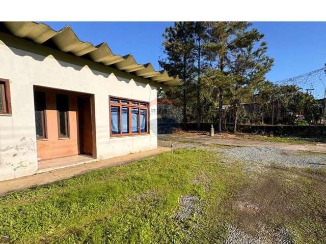 Casa à venda com amplo terreno em Indaial no Bairro Encano