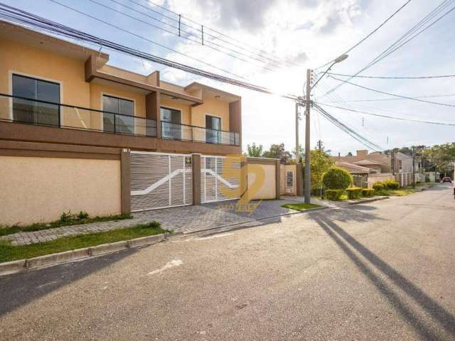 Sobrado novo de frente para rua, com 3 quartos para venda no bairro Cajuru.