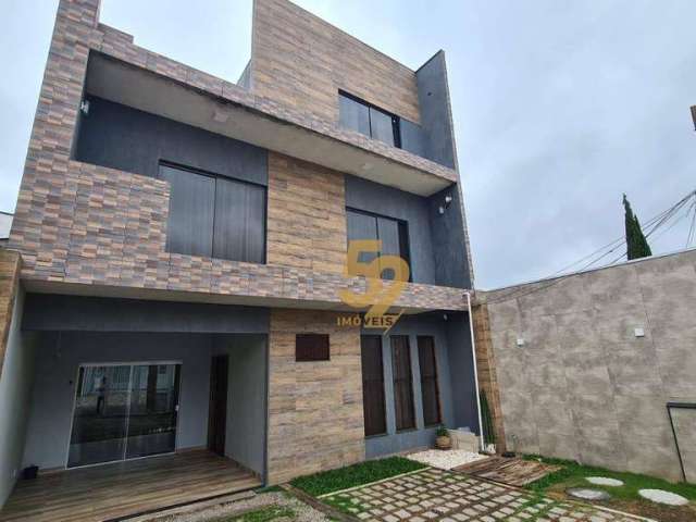 Sobrado Triplex no Xaxim com 3 suítes