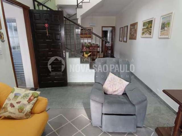 Casa com 2 quartos à venda no Centro, Diadema , 230 m2 por R$ 850.000