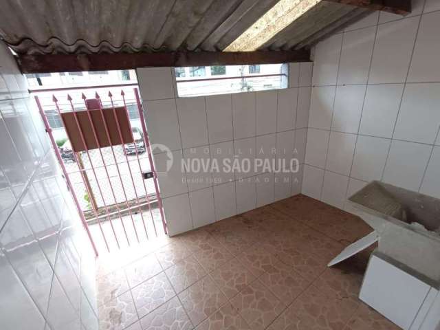 Casa com 1 quarto para alugar no Centro, Diadema , 35 m2 por R$ 700