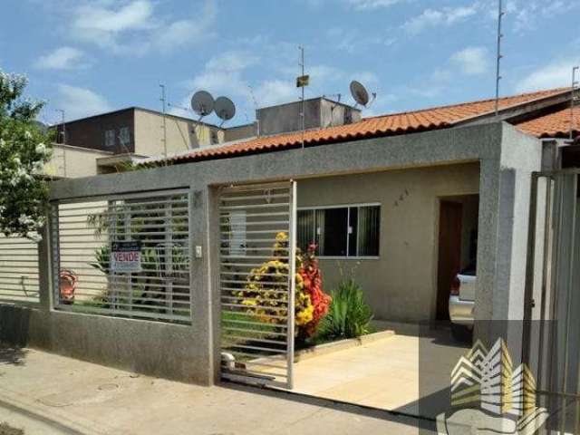 Casa à venda 3 Quartos, 1 Suite, 1 Vaga, 250M², Alto da Boa Vista, Londrina - PR