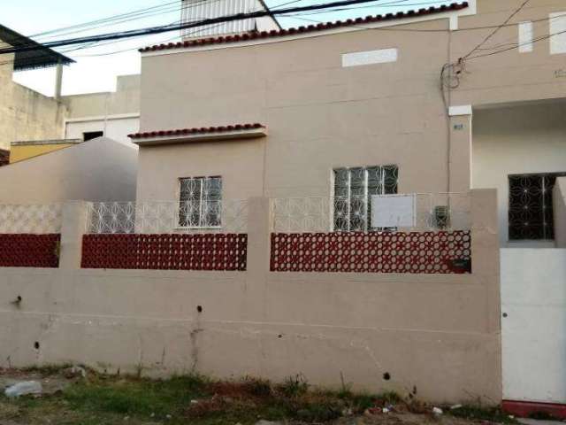 Casa com 2 dormitórios para alugar, 70 m² por R$ 1.255,10/mês - Vaz Lobo - Rio de Janeiro/RJ