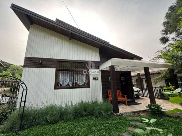 Casa com 3 quartos à venda na Rua Bruno Ernesto Riegel, 106, Planalto, Gramado, 200 m2 por R$ 1.380.000