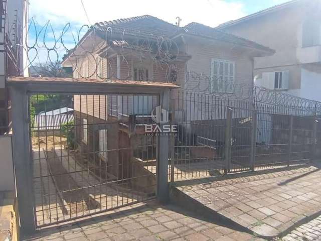 Terreno à venda no Pio X, Caxias do Sul  por R$ 370.000