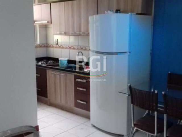 Apartamento 2 dormitórios, nunca habitado, 5° Andar. Totalmente reformado, piso de cerâmica, cozinha e quarto planejado. &lt;BR&gt;Parede da sala com textura e projeto de iluminação com rebaixamento e