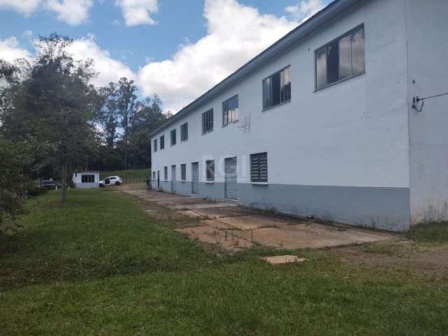 Excelente Pavilhão / Loja com 1808m² no Distrito Industrial em Alvorada/RS&lt;BR&gt;Galpão/Depósito/Armazém à Venda;&lt;BR&gt;Localização privilegiada: próximo à RS- 118 e FreeWay com fácil acesso par