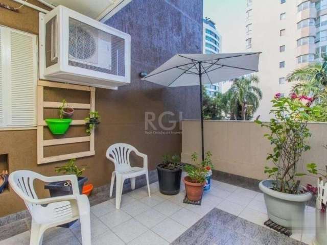 Muito bom apartamento (129m²) GARDEN com uma área descoberta de TERRAÇO, de frente para rua Ângelo Possebon em localização central e residencial nobre, rua silenciosa, arborizada da cidade de Canoas -