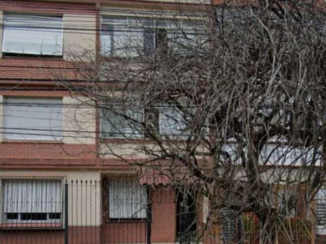 Apartamento térreo, 2 dormitórios, sala, cozinha,  2banheiros e área de serviço externa.