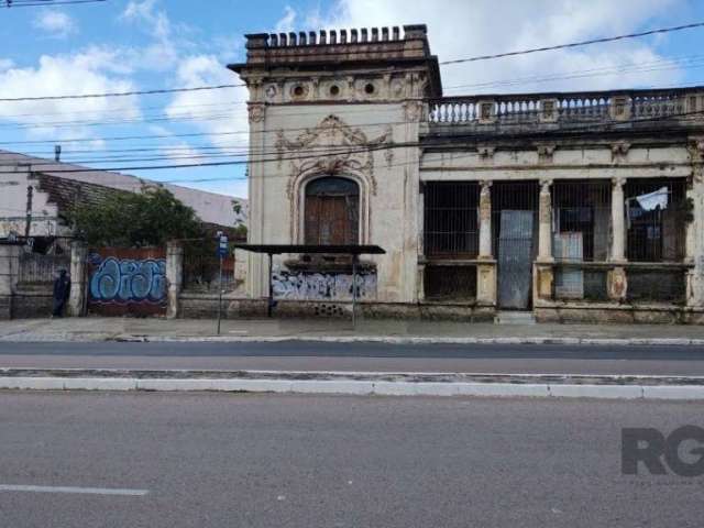 Terrenos localizados no Bairro Glória, em Porto Alegre, RS. Os terrenos nº 1 e 2, tem frente para a Av. Professor Oscar Pereira e fundos para a Rua Nossa Senhora Das Graças. O terreno nº 3, tem frente