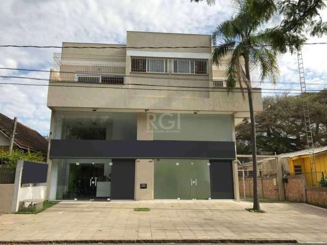 Prédio excelente , Imóvel com 2 Lojas e 2 apartamentos, com uma área total Terreno 846,35m².&lt;BR&gt;&lt;BR&gt;Loja 569 com 100 m² privativo total 123,27m² (possibilidade de mezanino de 75m² conforme