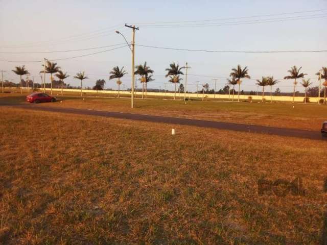 Terreno em condominio fechado Parque das Figueiras   com infra -estrutura completa .  Pronto pra construir oeste /leste