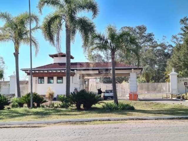 Excelente terreno super reservado no condomínio Condado de Castella, medindo 18x40 com área total de 720m².&lt;BR&gt;O condomínio conta com clube social, área de piscinas, academia top, salão de festa