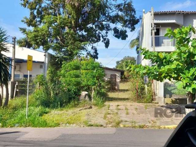 Terreno 10x70 área total de 700m², bem localizado.&lt;BR&gt;Agende uma visita com um dos nossos corretores especialistas.