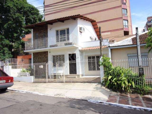 Boletto Imóveis vende casa comercial ou residencial próximo ao centro, ao shopping de canoas e a BR116. Possui 14 ambientes, 5 ares condicionados, 3 banheiros, além de garagem para 2 carros. Indicado 