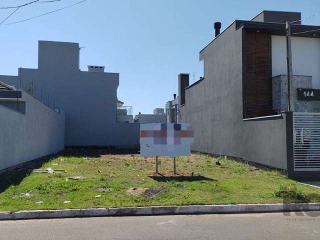 Excelente terreno  no bairro Montserrat em Canoas, muito bem localizado. Medindo 207m² (10x20,7m), pronto para construir, em zona nobre, localização privilegiada e muito valorizada. Próximo ao Park Sh