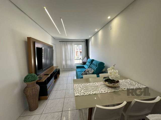 Casa em condomínio, semimobiliada, no bairro Olaria em Canoas, região livre de alagamentos. Conta com 2 dormitórios, sala, cozinha, banheiro, espaço gourmet com churrasqueira, piscina privativa, teto 