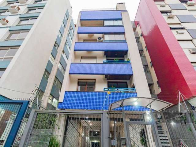 Castel vende excelente apartamento de frente com 2 dormitórios no bairro Bom Fim.&lt;BR&gt;&lt;BR&gt;&lt;BR&gt;O living, projetado para acomodar dois ambientes distintos, é perfeito . Com amplos espaç