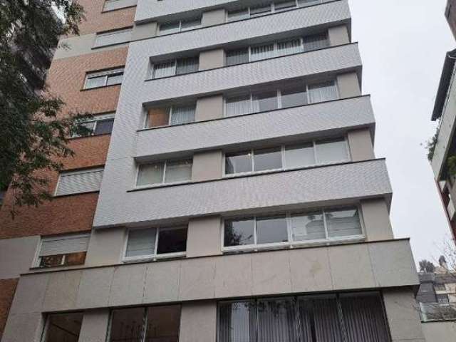 Apartamento 3 dormitórios com 136,24 m2 na avenida Lageado , uma suite master e closet, e outros 2 domitórios com  suite americana , living amplo para dois ambientres , lavabo , cozinha sob medida com